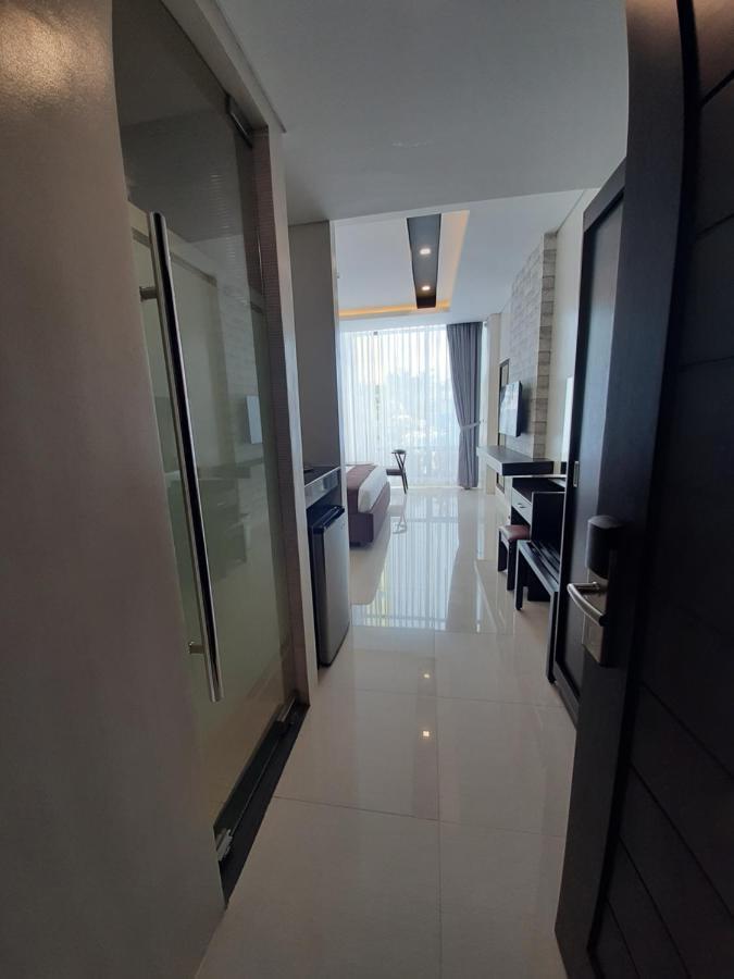 Winrich Hotel Mactan Exterior foto